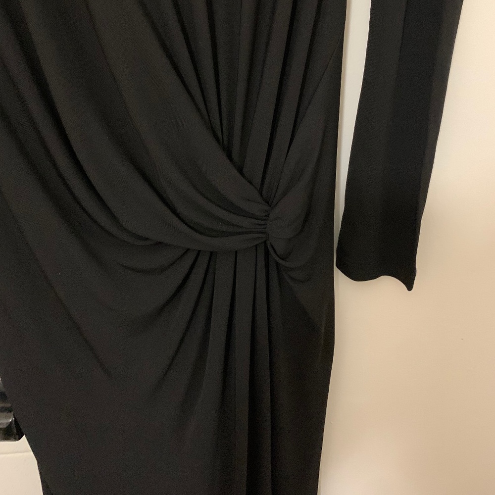 NWT REISS BLACK FREYA TWIST FRONT MIDI BODYCON DRESS - SIZE 8 - Picture 7 of 16